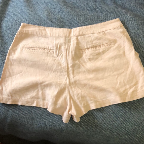 Linen Short Shorts - Picture 5 of 6